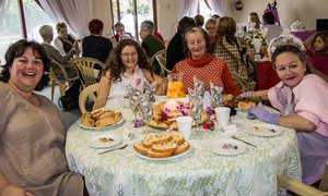 o.m.G.e.e. hou damestee